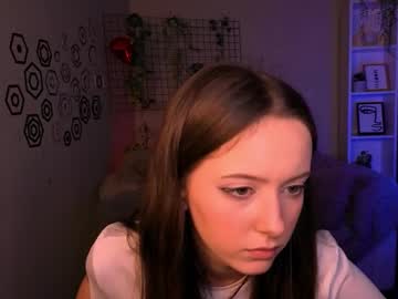 Kristy Slay live cam preview — HD — cute — age 19