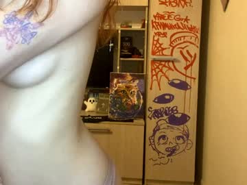 Laurettecipro live cam preview — HD — redhead — age 18