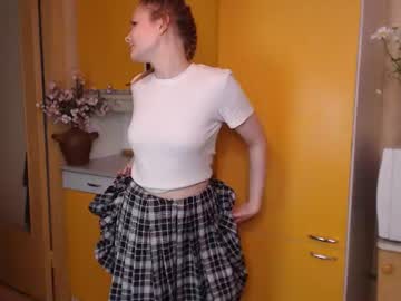 Lily Timid live cam profile photo