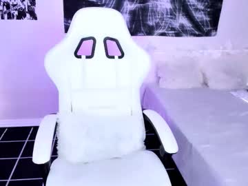 Lily Weep live cam preview — HD — cosplay — age 20