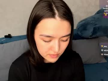 Lilysollar live cam preview — HD — 18 — age 18