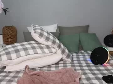 Lucy1990xxx live cam preview — HD — lovense — age 36