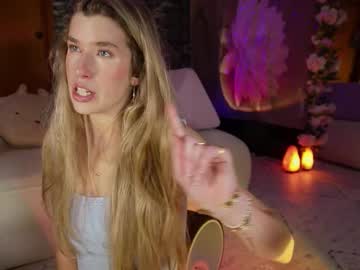 Lucy Gooosey live cam profile photo