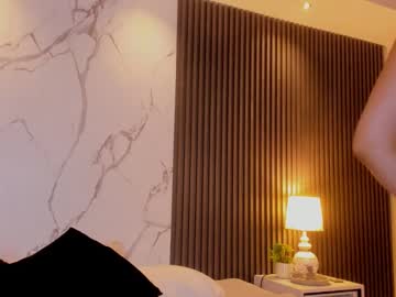 Madame Lilith live cam preview — latina — age 24