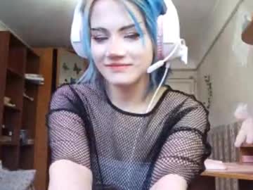 Madgezari live cam profile photo