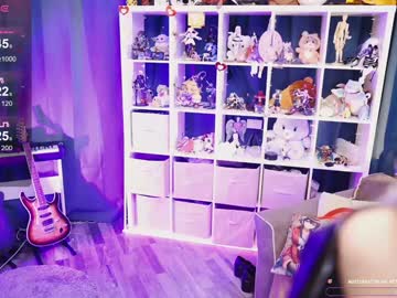 Madnessalise live cam preview — HD — cosplay — age 22