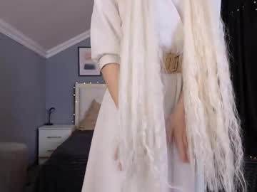 Mari Clay live cam profile photo