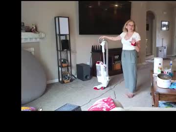 Matureluvin live cam preview — HD — facialcumshow — age 59