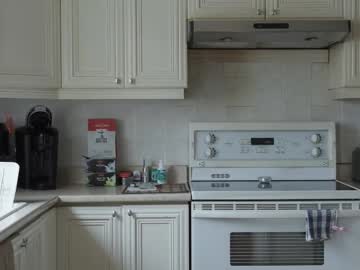 Max August live cam preview — HD — natural — age 99