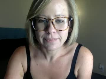 Mayzie Mac live cam profile photo