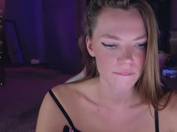 Merry Dancers  live cam preview — HD — blonde — age 23