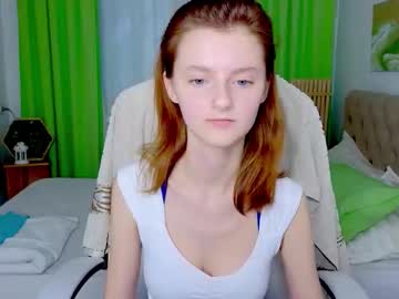 Miss   Alisa live cam preview — HD — new — age 19