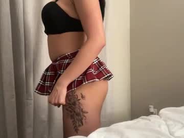 Molly  K live cam preview — HD — new — age 23