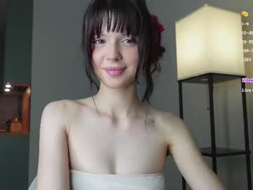 Monika Mikado33o live cam preview — HD — lovense — age 19