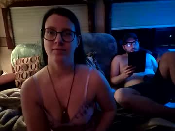 Moonmysticdub live cam preview — HD — anal — age 32