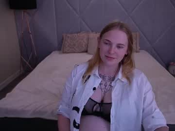 Nikkyreyyy live cam preview — HD — pregnant — age 23