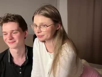 Ourlittlesecret 4u live cam preview — HD — tease — age 19