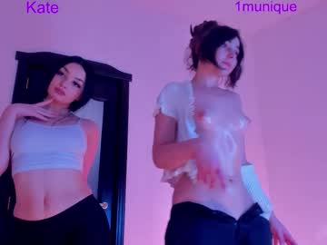 Peanaughty live cam preview — HD — 18 — age 18