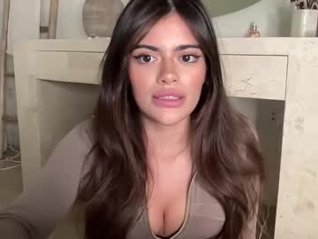 Poutyselena live cam profile photo