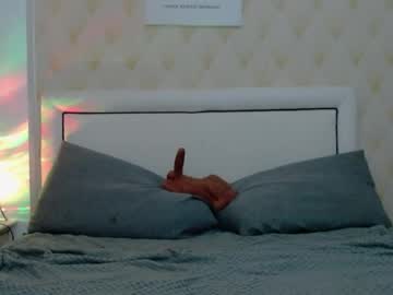 Redheadxxl live cam preview — HD — lovense — age 30