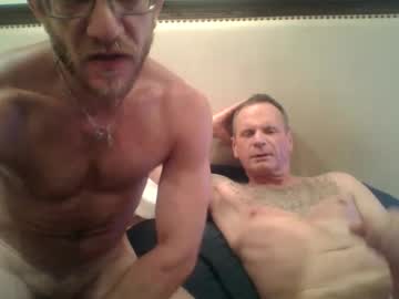 Resuoirucdik live cam preview — couple — age 0