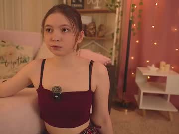 Ruminelle live cam preview — HD — pantyhose — age 19