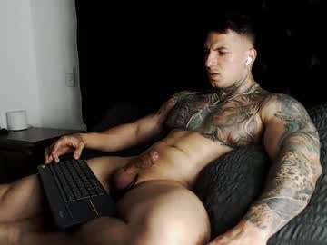 Sebastian Muss live cam preview — HD — gym — age 0