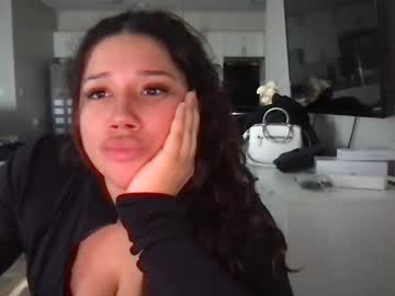 Servexely live cam preview — HD — latina — age 0