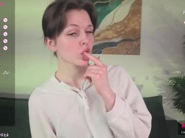 Shine Vivi profile image (offline)