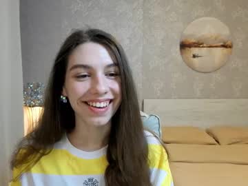 Softwine live cam preview — HD — young — age 20