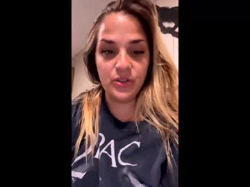 Sophiebby94 live cam preview — milf — age 32