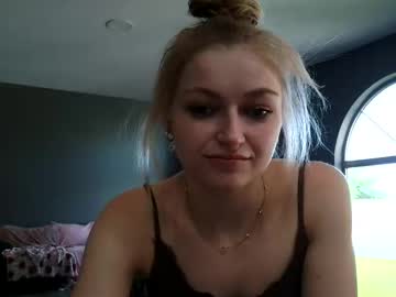 Sororitymckenzie live cam preview — live — HD — pornstar — age 0