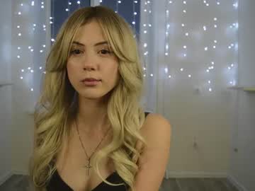 Stella Wren live cam profile photo