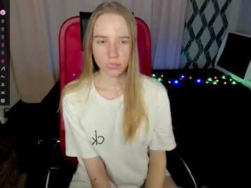 Sweet  Michelle live cam preview — HD — 18 — age 21