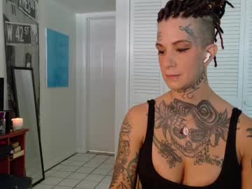 Tattooed Natalia live cam preview — HD — new — age 37