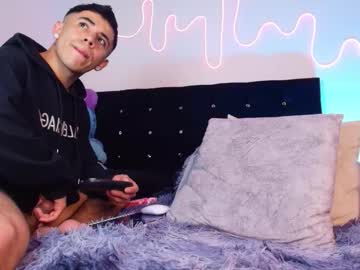 The Sexy Couplexxx live cam preview — HD — ohmibod — age 23