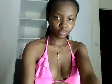 Theequinn1 live cam preview — HD — ebony — age 22