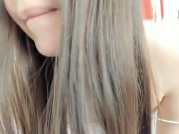 Tiny  Juju live cam preview — HD — cute — age 29