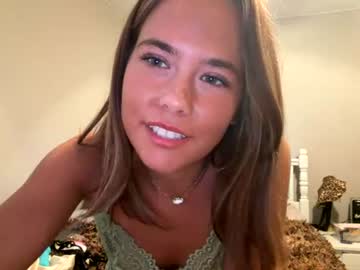 Tinyclassylucy18 live cam profile photo
