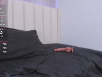 Tori Gaviria live cam preview — HD — saliva — age 23