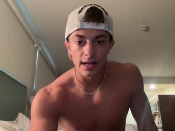Tyy0ung live cam preview — HD — alpha — age 20