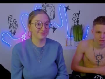 Veldi To live cam preview — HD — 19 — age 18