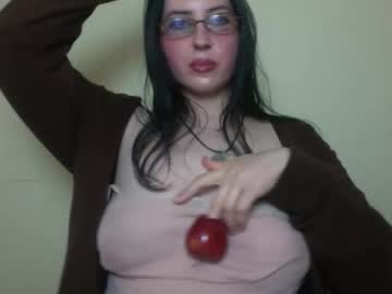 Velira  live cam preview — HD — mature — age 0