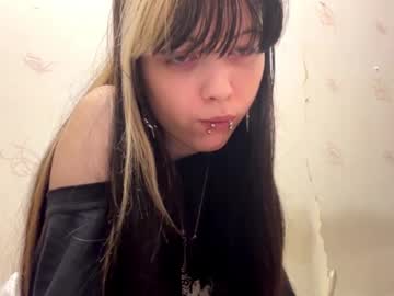 Veradaisy live cam preview — HD — skinny — age 18