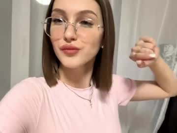 Veronikasenk live cam preview — new — age 18