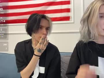 Veryraretwins live cam profile photo