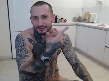 Victor Rhino live cam preview — HD — tattooed — age 0