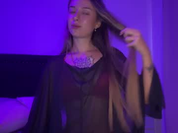 Victoriababy43 live cam preview — HD — new — age 19