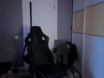 Vivienneee777 live cam preview — HD — shy — age 18