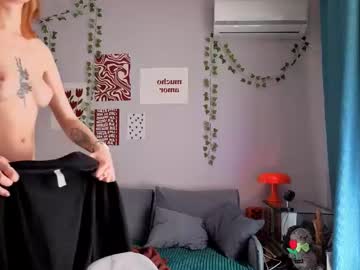 Your Corvus live cam preview — HD — hairy — age 28